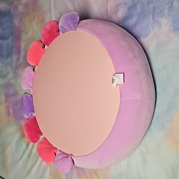 Sqiushmallows Beula the Purple Octopus Pet Bed - Picture 7 of 14